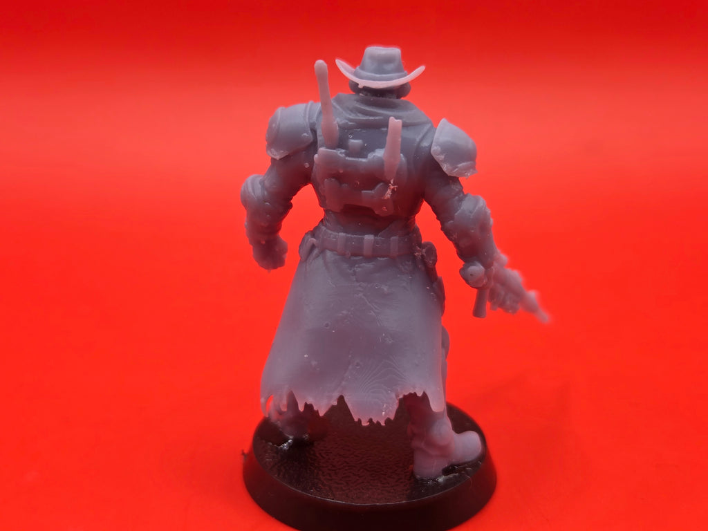 N1C, Hero of the Wastes - Waforged - 32mm - Resin - Unpainted
