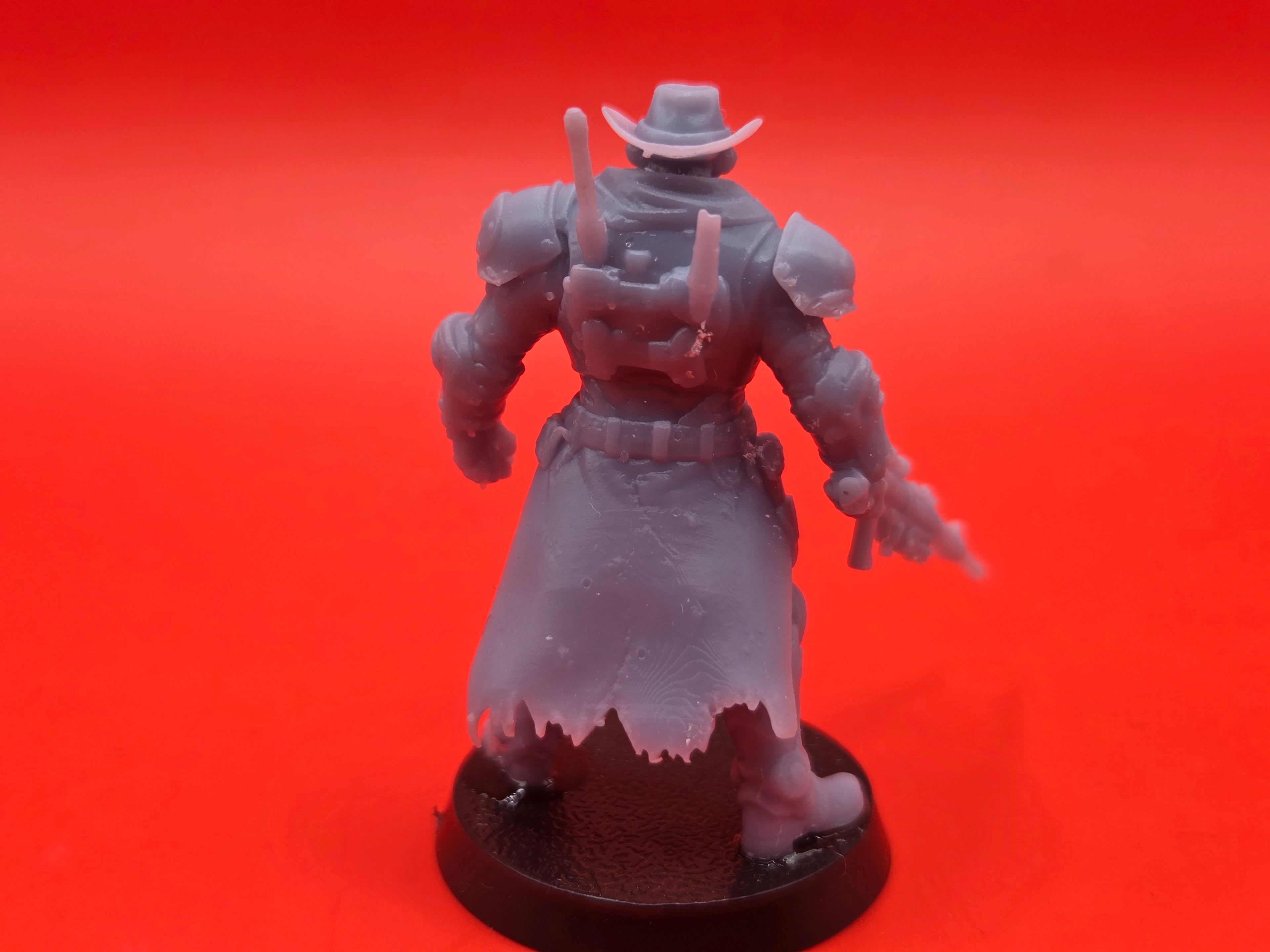 N1C, Hero of the Wastes - Waforged - 32mm - Resin - Unpainted