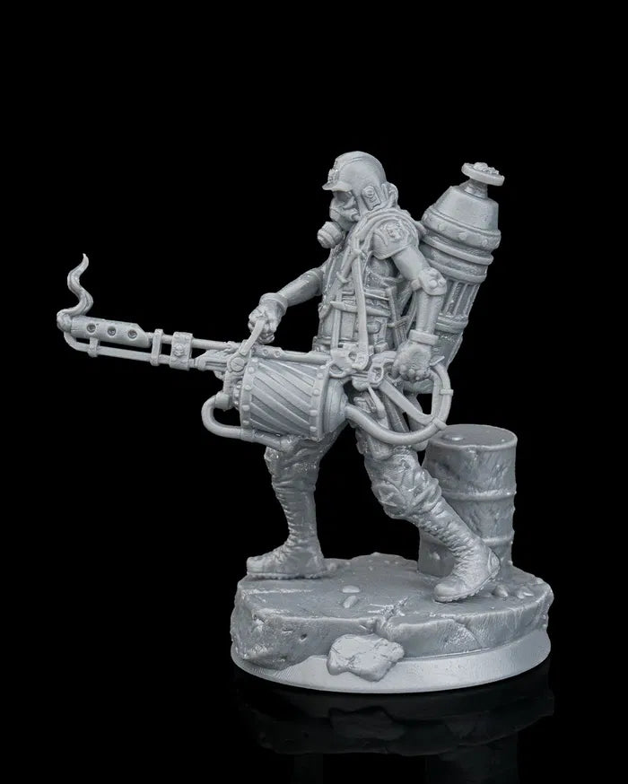FLAMETHROWER TROOPER  - Science Fiction - Human - 32mm - Unpainted