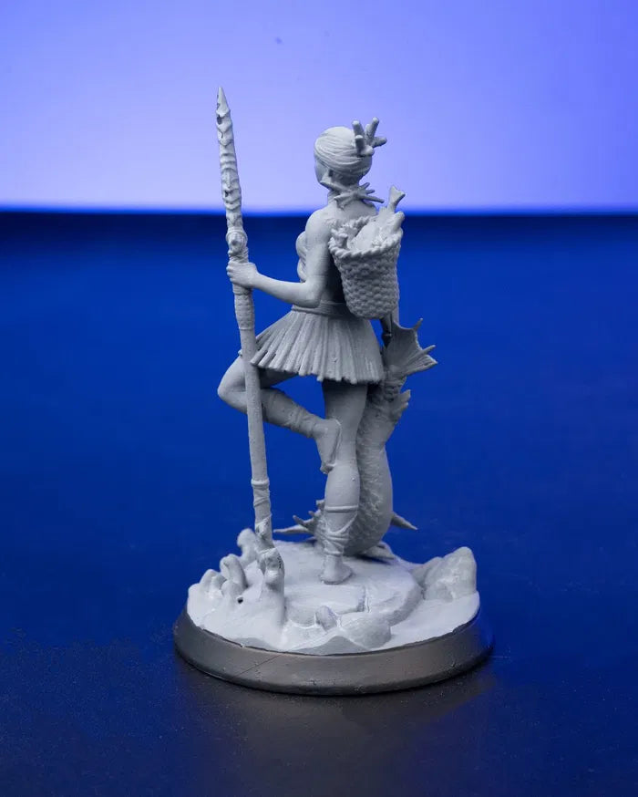 Chieftain Naomi - Pirate - 32mm - Resin - Unpainted