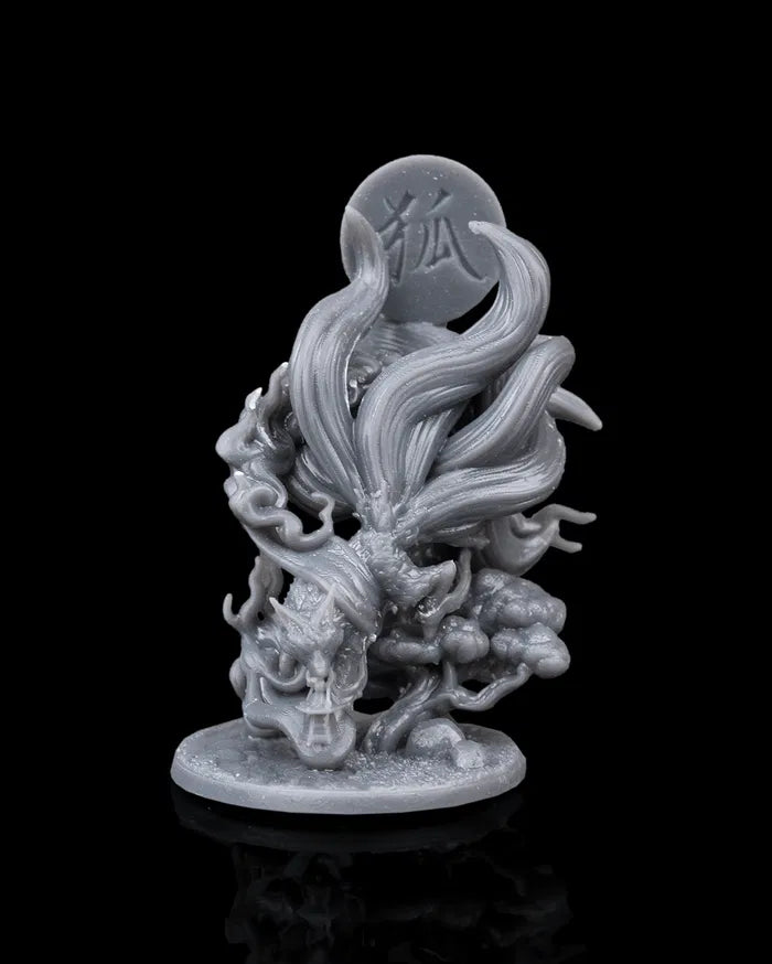 Kitsune, Trickster of a Thousand Forms - Nine Tails - 32mm - Unpainted
