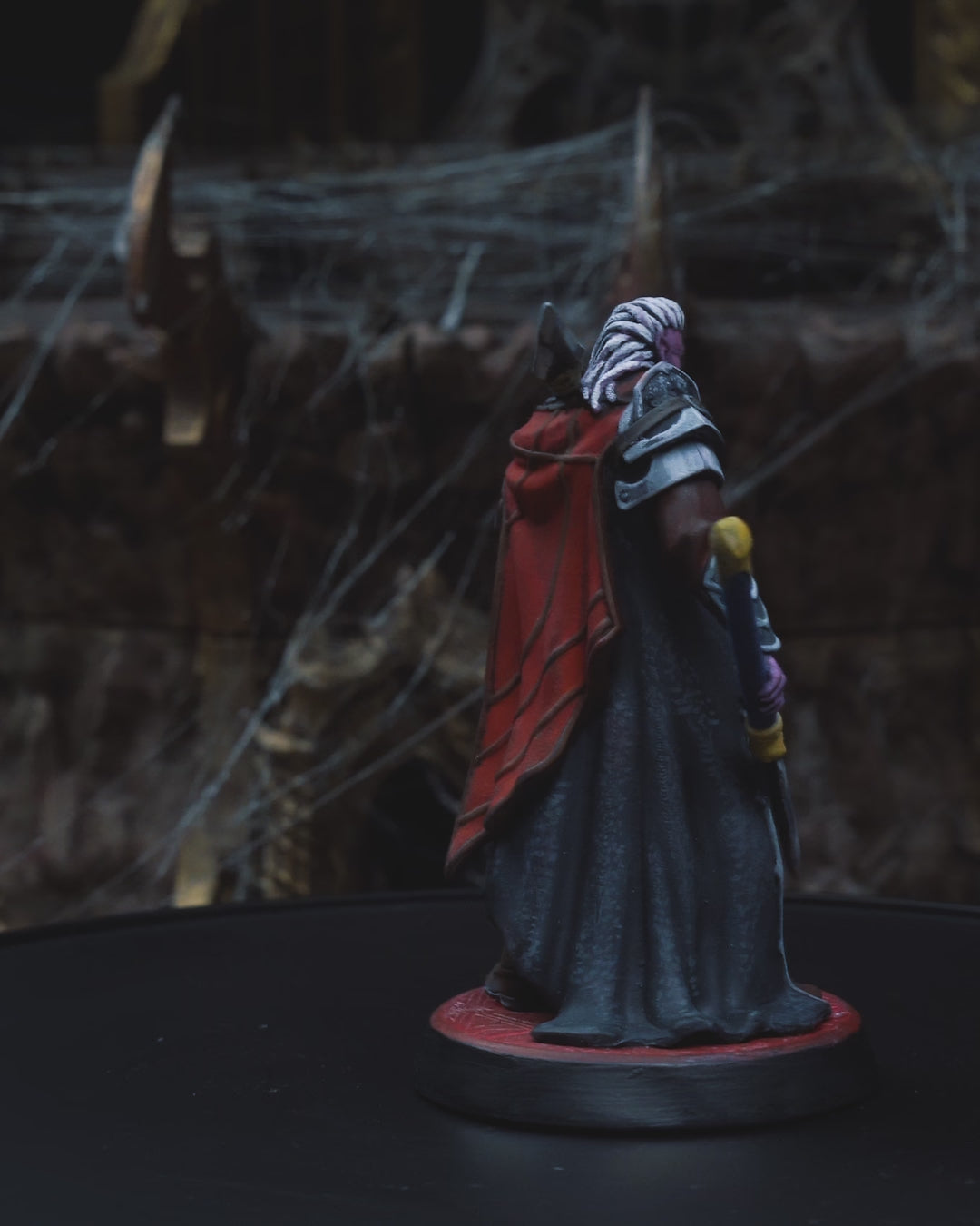Varyth - Darkelf - Drow - 32mm - Resin - Unpainted