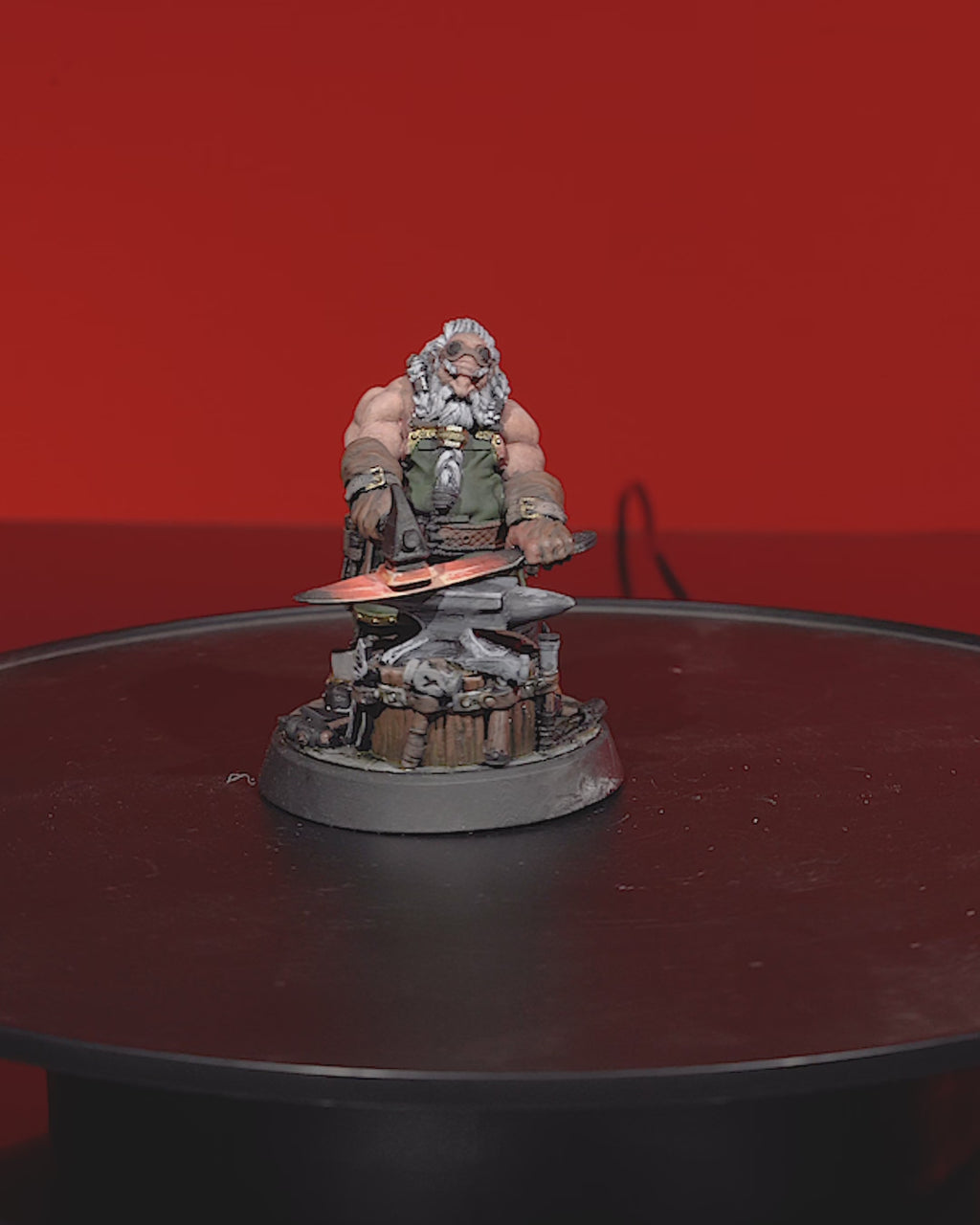 Dwarven BlackSmith - 32mm - Resin - Unpainted